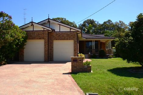 22 Delia Ave, Budgewoi, NSW 2262