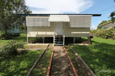 21 Ninth Ave, Home Hill, QLD 4806