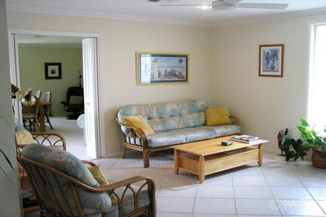Property photo of 10 Dunshea Avenue Tea Gardens NSW 2324