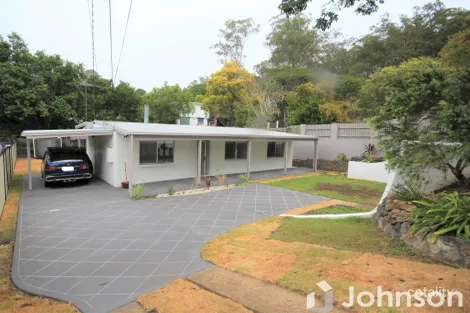 Property photo of 11 Surrey Road Bellbird Park QLD 4300