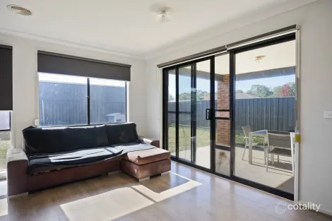 Property photo of 11 Waverley Road Epsom VIC 3551
