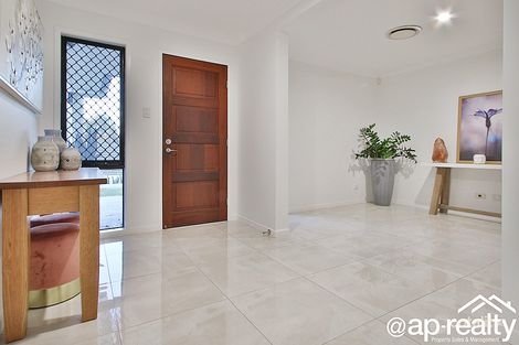 Property photo of 12 Trinity Close Forest Lake QLD 4078