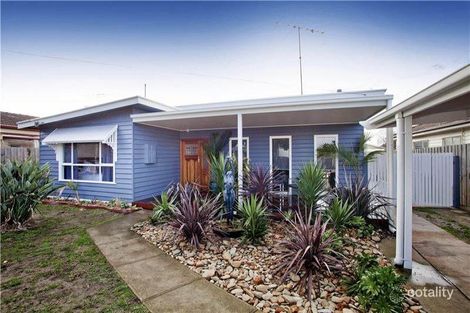 8 Buxton Rd, Herne Hill, VIC 3218