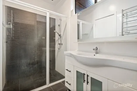 Property photo of 8 The Kingsway Warilla NSW 2528