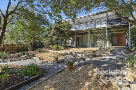 Property photo of 30 Dumossa Avenue Rosebud VIC 3939