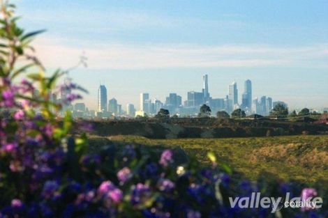 Property photo of 21 Basalt Avenue Keilor East VIC 3033