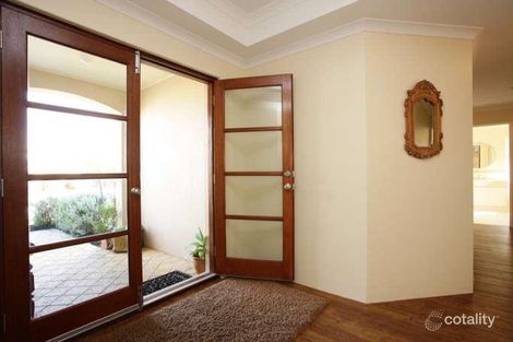 11 Hardwick Bvd, Canning Vale, WA 6155