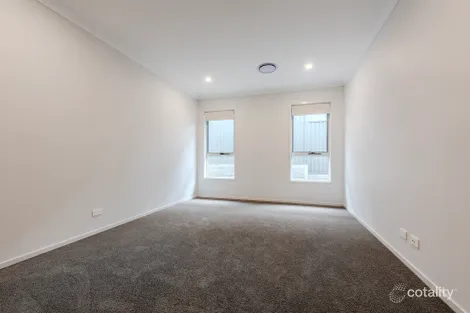 Property photo of 40 Serengeti Circuit Silverdale NSW 2752