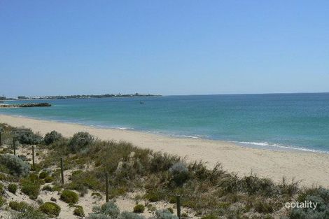 2b Seawind Dr, Silver Sands, WA 6210