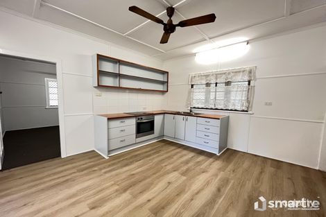 16 Holdsworth Rd, North Ipswich, QLD 4305