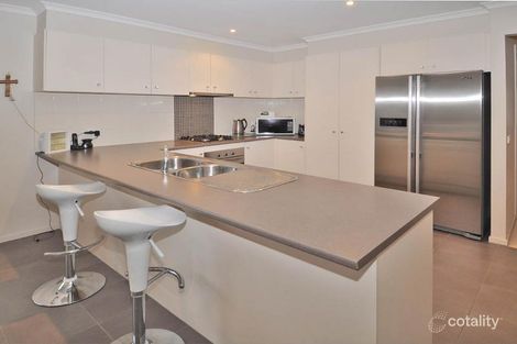 Property photo of 17 Cassan Way Caroline Springs VIC 3023