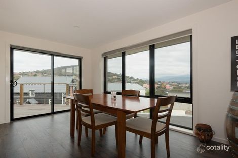 Property photo of 1 Atwell Court Lindisfarne TAS 7015