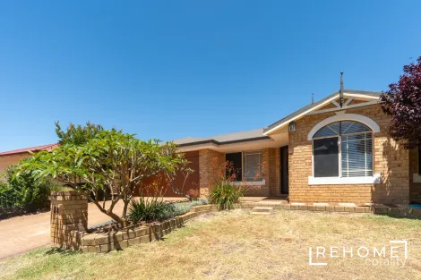 81 Southacre Dr, Canning Vale, WA 6155