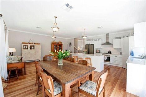 Property photo of 14 Weiss Close Tingira Heights NSW 2290