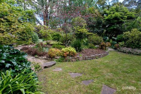 17 Stradbroke Rd, Montrose, VIC 3765