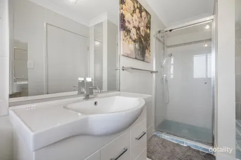 Property photo of 10 Ramsey Court Lowood QLD 4311