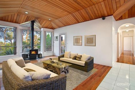 Property photo of 4 Lenkunya Court Eltham North VIC 3095