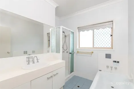 Property photo of 9 Burke Street Coorparoo QLD 4151