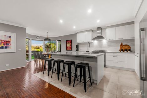 Property photo of 2 Natalie Mews Eltham VIC 3095