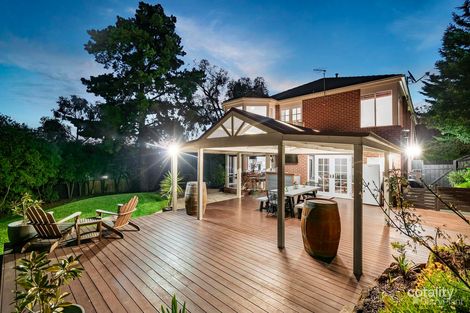 Property photo of 2 Natalie Mews Eltham VIC 3095