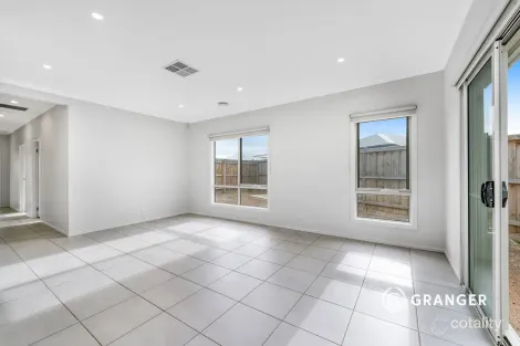 Property photo of 22 Mitiamo Street Eynesbury VIC 3338