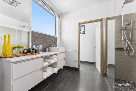 Property photo of 38 Table Hill Road Daylesford VIC 3460