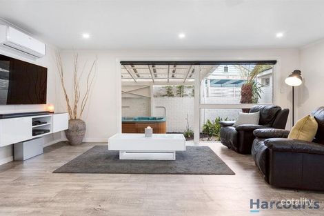 Property photo of 25 Rosslyn Avenue Seaford VIC 3198