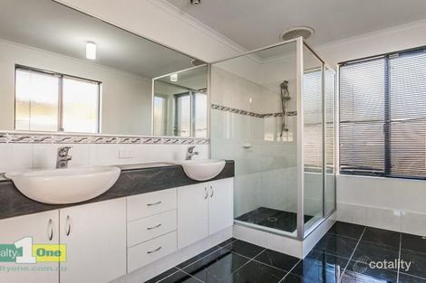 Property photo of 8 Houston Boulevard Canning Vale WA 6155
