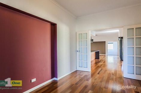 Property photo of 8 Houston Boulevard Canning Vale WA 6155