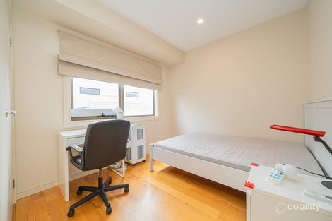 Property photo of 1/427 Warrigal Road Burwood VIC 3125