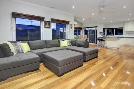 Property photo of 2 Ninalee Way Somerville VIC 3912