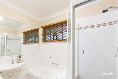 Property photo of 19 Kewarra Street Kenmore QLD 4069