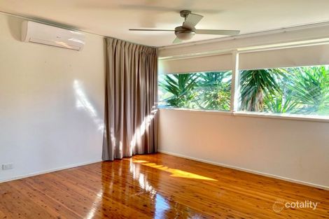 Property photo of 10 Manooka Crescent Bradbury NSW 2560