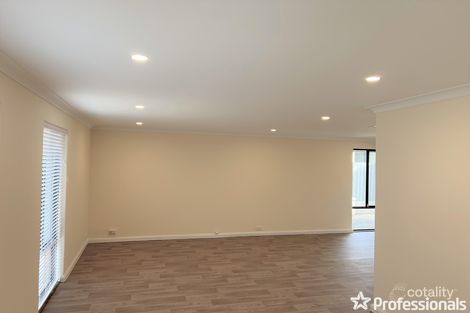 Property photo of 29 Fountain Way Huntingdale WA 6110