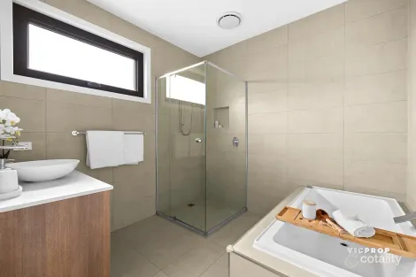 Property photo of 30 Stanley Street Ivanhoe VIC 3079