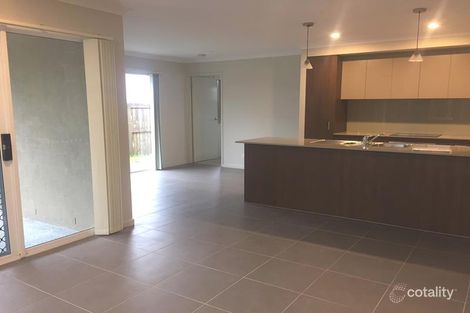 Property photo of 49 Burnett Drive Holmview QLD 4207