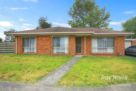 1/12 Isaac Smith Cres, Cranbourne, VIC 3977
