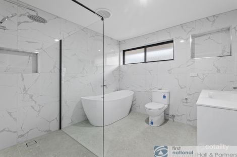 Property photo of 162 James Cook Drive Endeavour Hills VIC 3802