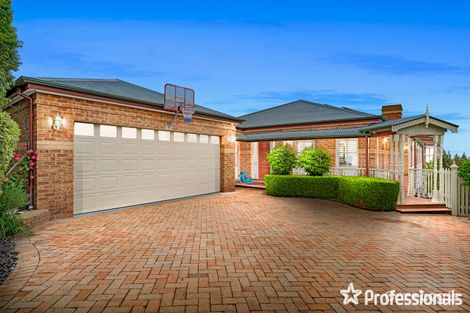 Property photo of 8 Hilledge Lane Mooroolbark VIC 3138