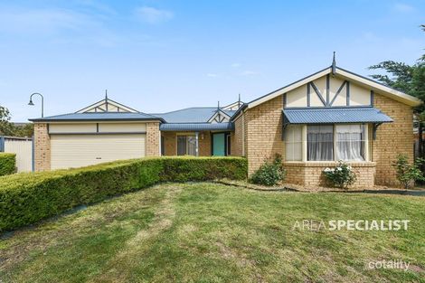 27 Cato Pkwy, Lynbrook, VIC 3975