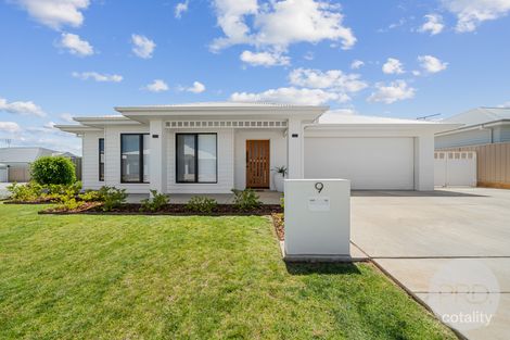 Property photo of 9 Katarah Street Gobbagombalin NSW 2650