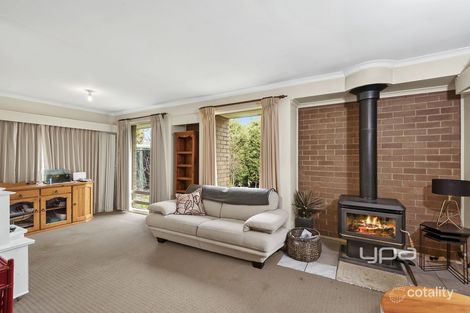 Property photo of 15 Grant Avenue Gisborne VIC 3437