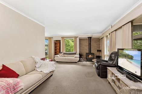 Property photo of 15 Grant Avenue Gisborne VIC 3437
