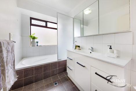 Property photo of 39 Sullivan Road Duncraig WA 6023