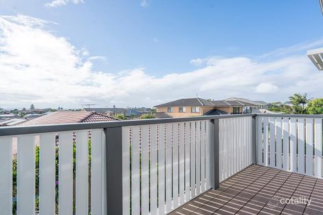 Property photo of 29 Seaside Circuit Caves Beach NSW 2281