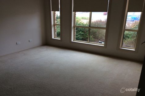 Property photo of 11 Angell Place Banks ACT 2906