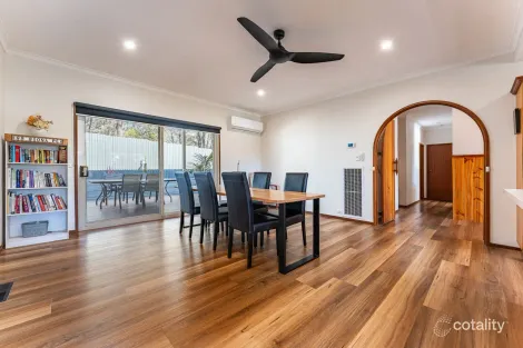 Property photo of 5 Fiona Place Kennington VIC 3550
