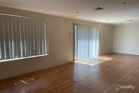 Property photo of 8 Reeves Approach Dalyellup WA 6230