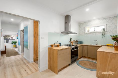 Property photo of 32 Roseneath Street North Geelong VIC 3215