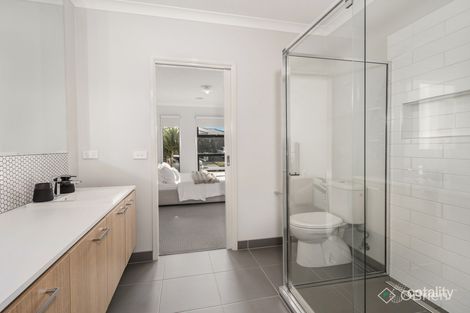 Property photo of 8A Burchill Avenue Cranbourne East VIC 3977